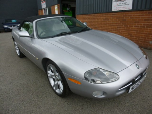 Jaguar XK8  4.2