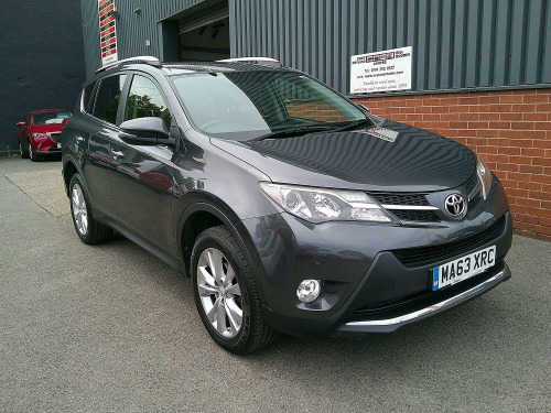 Toyota RAV4  2.2 D-4D Invincible
