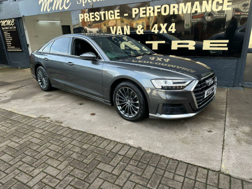 Audi A8  3.0 TDI V6 50 S line