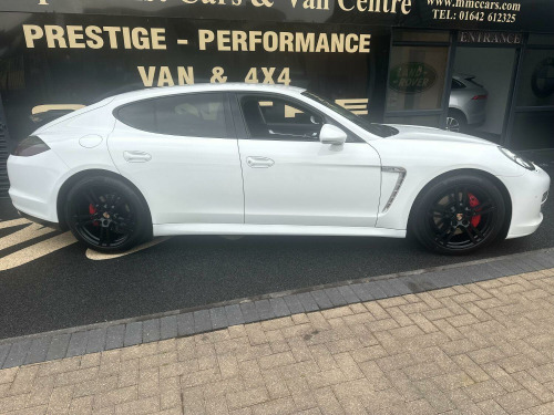 Porsche Panamera  3.0 D V6 Platinum Edition