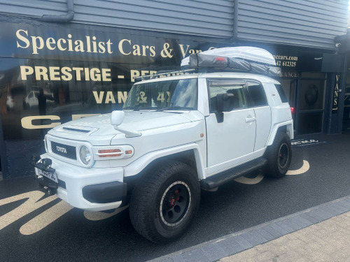 Toyota FJ Cruiser  4.0 V6 AUTOMATIC