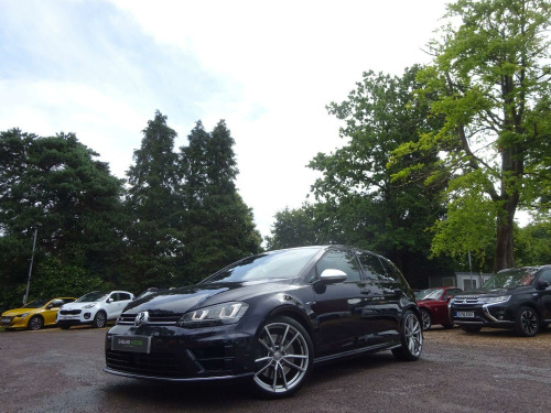 Volkswagen Golf  2.0 TSI BlueMotion Tech R