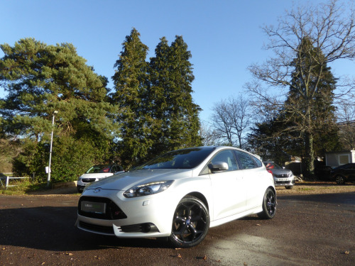 Ford Focus  2.0 T EcoBoost ST-3 