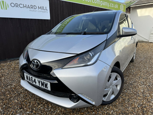Toyota AYGO  1.0 VVT-i x-play 
