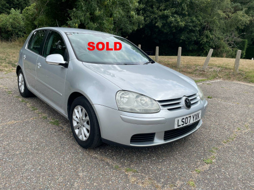 Volkswagen Golf  1.6 FSI Match 5 Door