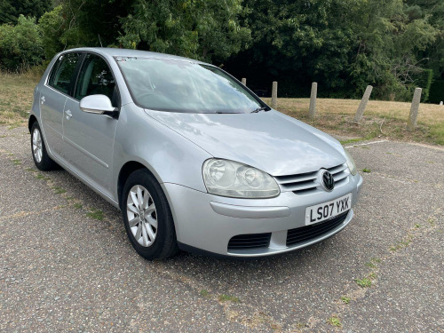 Volkswagen Golf  1.6 FSI Match 5 Door