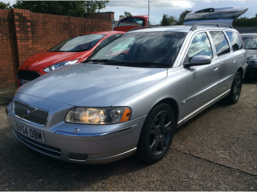 Volvo V70  2.4 T5 SE