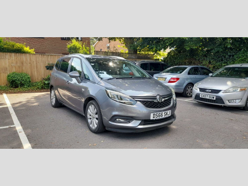 Vauxhall Zafira Tourer  1.6 CDTi ecoFLEX SRi Nav