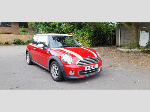 MINI Hatch 1.6 Cooper Hatch