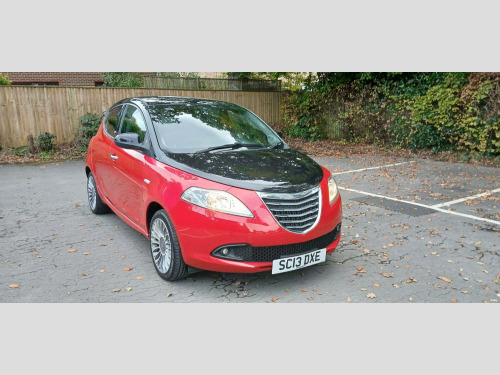 Chrysler Ypsilon  1.2 Black&Red