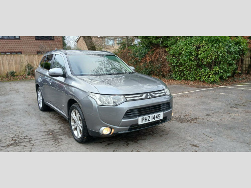 Mitsubishi Outlander  2.2 DI-D GX3