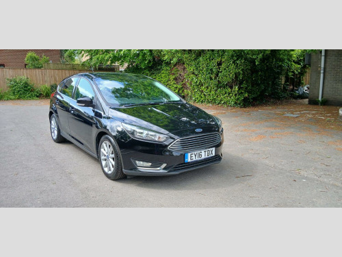 Ford Focus  1.0 T EcoBoost Titanium