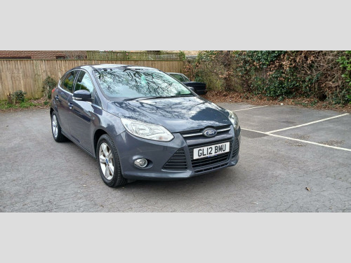 Ford Focus  1.6 Zetec