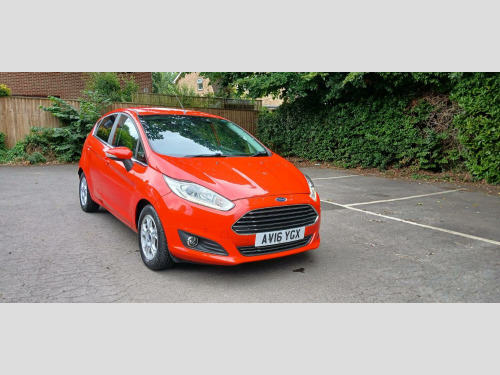 Ford Fiesta  1.5 TDCi ECOnetic Titanium