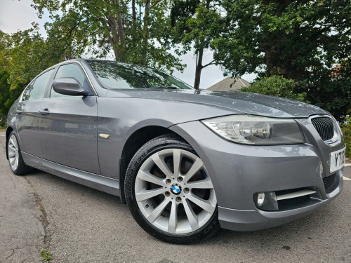 BMW 3 Series  2.0 320d Exclusive Edition