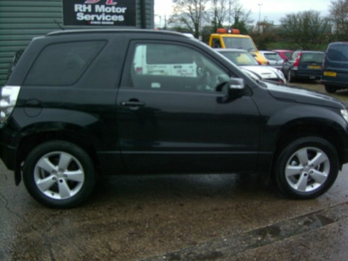 Suzuki Grand Vitara  2.4 VVT SZ4