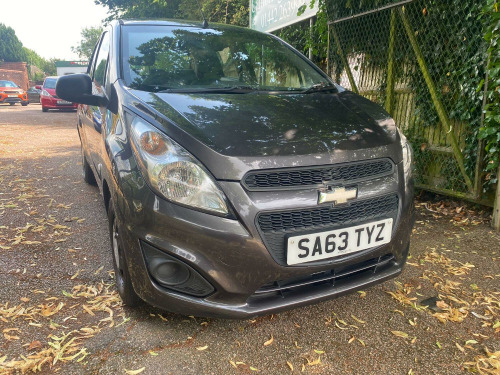 Chevrolet Spark  1.0 i LS