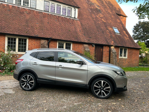 Nissan Qashqai  1.5 dCi Tekna