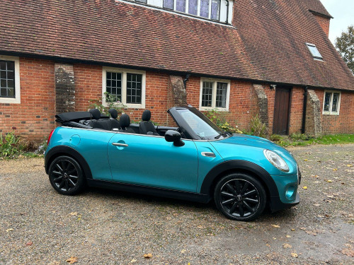 MINI Convertible  1.5 Cooper Convertible