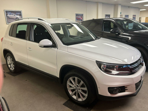 Volkswagen Tiguan  2.0 TDI BlueMotion Tech SE