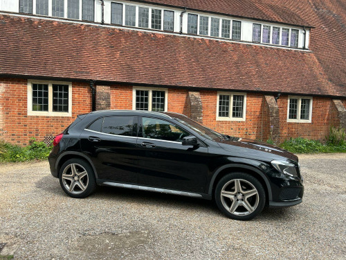 Mercedes-Benz GLA-Class  2.1 GLA200d AMG Line