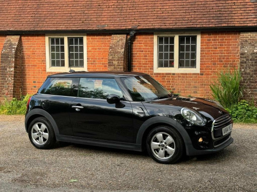 MINI Hatch  1.5 Cooper 3-Door Hatch