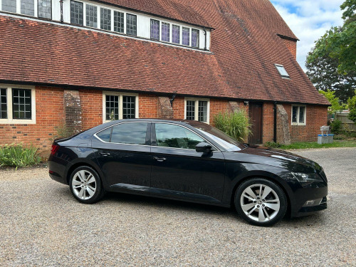 Skoda Superb  2.0 TDI SE L Executive