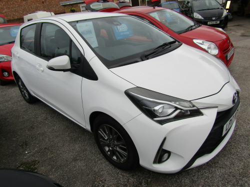 Toyota Yaris  1.0 VVT-i Icon Tech  2 Former Keepers, Only 46,000 miles, Service History,