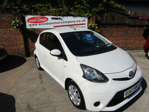 Toyota AYGO  1.0 VVT-i Move  Two Former Keepers, Only 58,000 miles,   FSH, 6 Service Sta