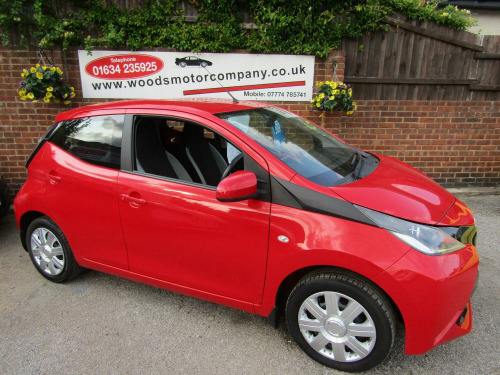 Toyota AYGO  1.0 VVT-i x-play  ONE OWNER,  FSH, 6 Services