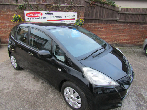 Honda Jazz  1.2 i-VTEC SE  One Former Keeper(Lady Last 8yrs) Only 49,000 miles, FSH 6  