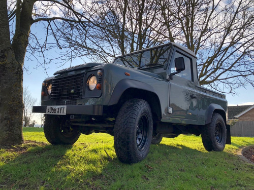 Land Rover 90  PICK UP. SUPERB EXAMPLE. GREAT SERVICE HISTORY. FUTURE INVESTMENT. NOT MANY