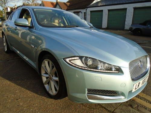Jaguar XF  3.0 d V6 Premium Luxury