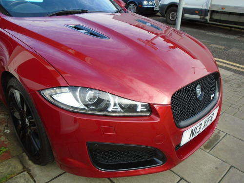 Jaguar XF  5.0 V8 XFR