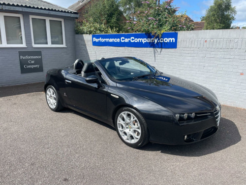 Alfa Romeo Spider  3.2 Alfa Spider 3.2 Jts V6 Q4 35800 miles FSH RARE CAR