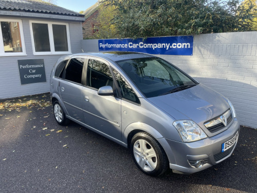 Vauxhall Meriva  1.8 i 16v Design