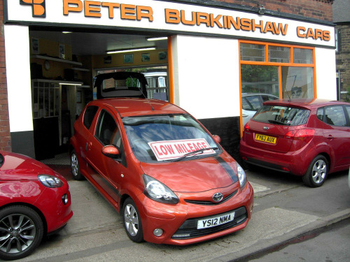 Toyota AYGO 1.0 VVT-i Fire
