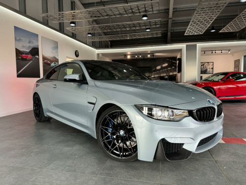 BMW M4  3.0 M4 Coupe Competition Package