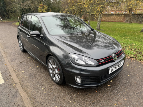 Volkswagen Golf  2.0 TSI GTI