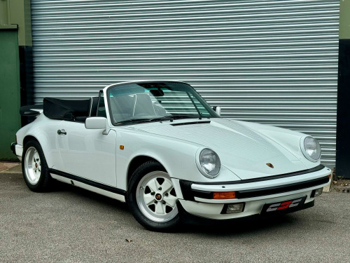 Porsche 911  3.2 Carrera Sport Cabriolet