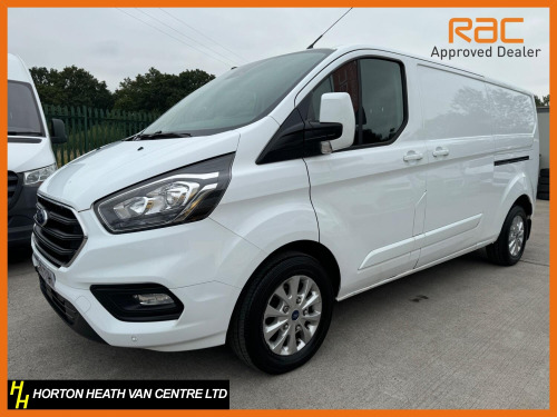 Ford Transit Custom  2.0 300 LIMITED AUTO LWB-AC-CARPLAY-CRUISE-PARKPILOT-HUGE SPEC