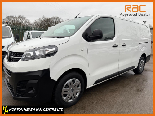 Vauxhall Vivaro  DYNAMIC 1.5D 100BHP 2900 LWB-AC-CRUISE-CARPLAY-E PACK-1 OWNER