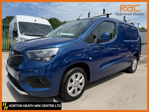 Vauxhall Combo  1.5 TURBO D 2300 LIMITED EDITION NAV-AC-PARKPILOT-CRUISE-CARPLAY-E PACK