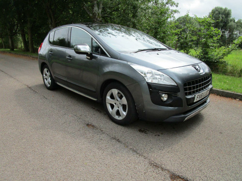 Peugeot 3008 Crossover  2.0 HDi 150 Exclusive - FULL LEATHER - PAN ROOF -