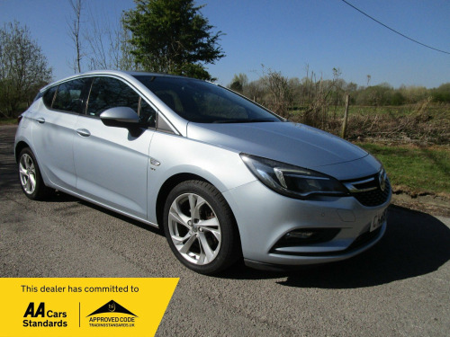 Vauxhall Astra  1.6 CDTi BlueInjection SRi, 3 Months Warranty, Â£20 Road Tax, 2 Owners