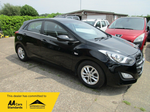 Hyundai i30  1.6 CRDi Blue Drive SE - ULEZ - 3 MONTHS WARRANTY - AA APPROVED DEALER