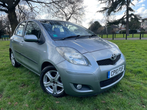 Toyota Yaris  1.3 Dual VVT-i TR