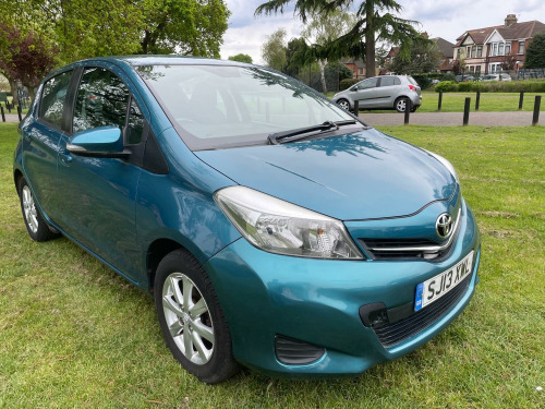 Toyota Yaris  1.3 Dual VVT-i TR