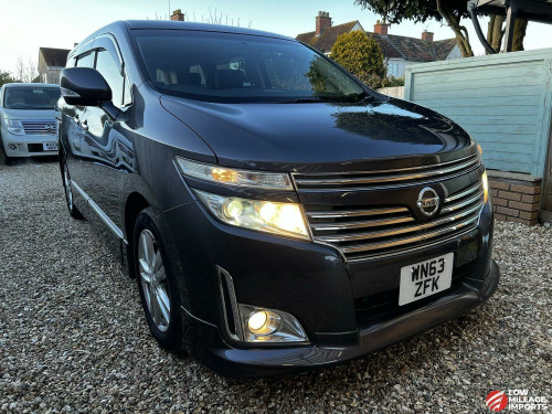 Nissan Elgrand  2.5 V6 HIGHWAY STAR 8 SEATS