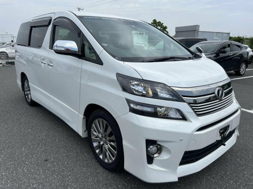 Toyota Vellfire  TOYOTA VELLFIRE 3.5 V6 350S GOLDEN EYES 2 - 7 SEATS HALF LEATHER AWAITING P